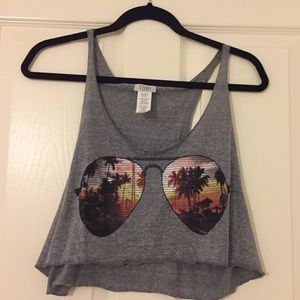 Los Angeles sunglasses crop top